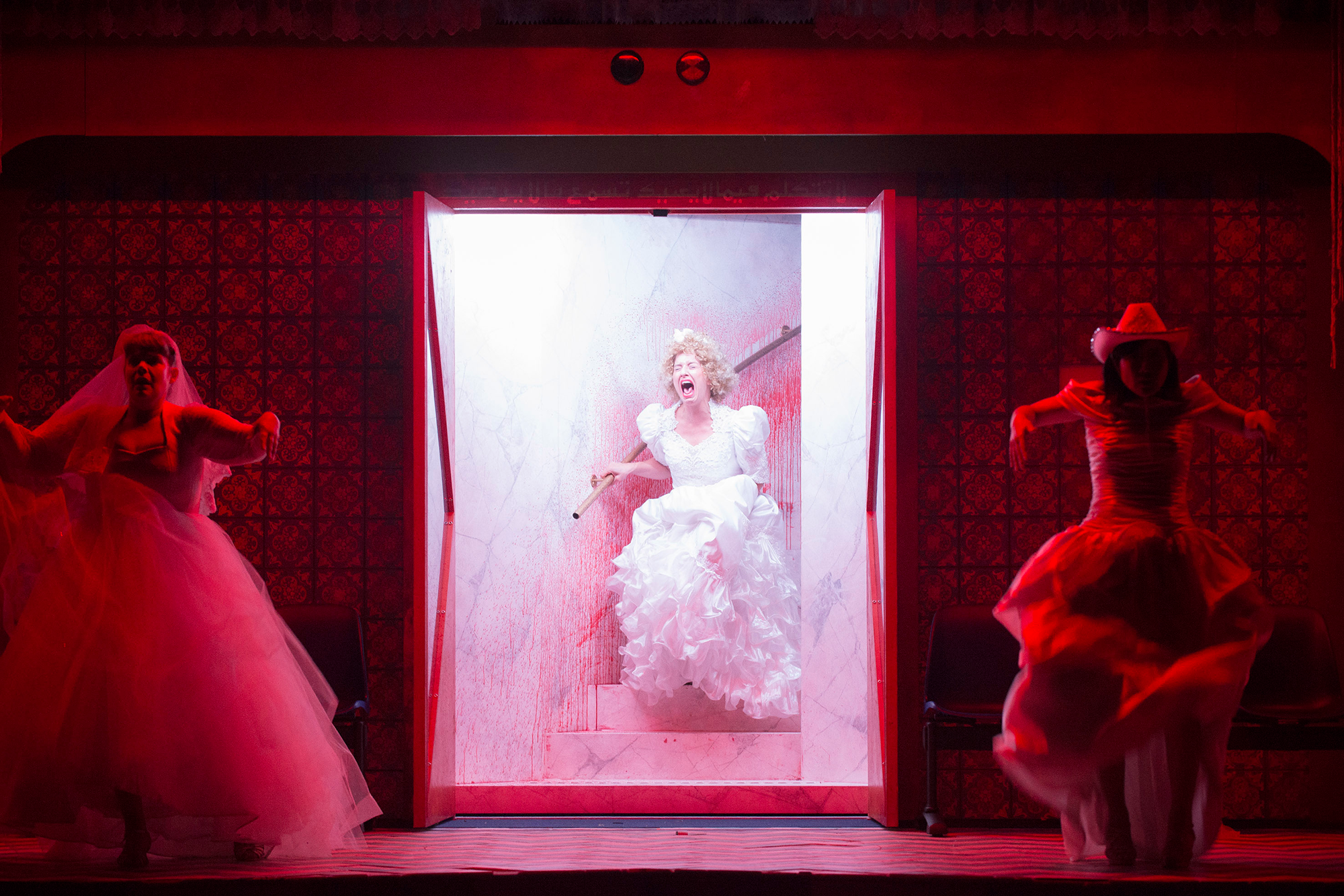 187460-1001_elizabeth_carrechio_18_