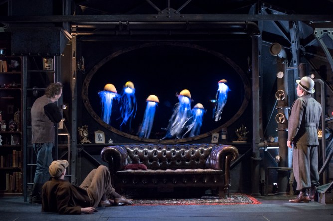 185237-20000_lieues_142_brigitte_engu_rand-1